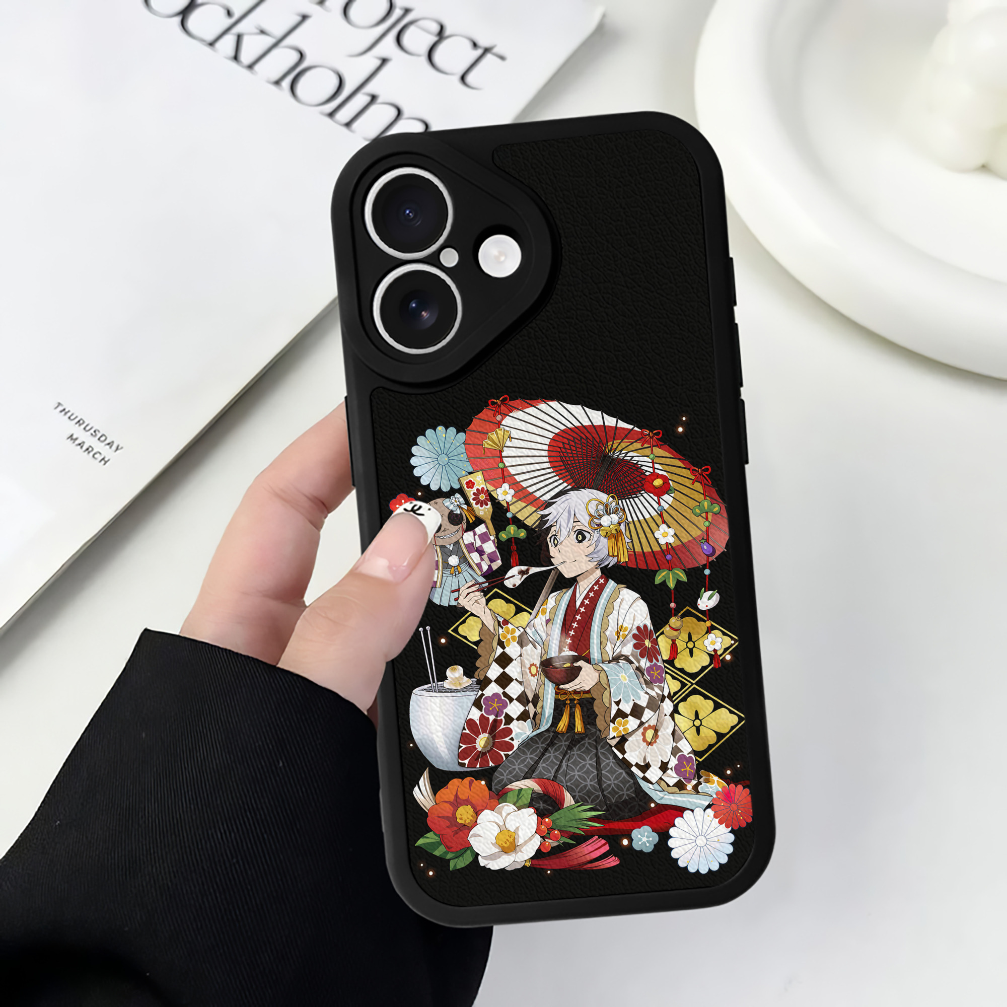 （画像用） 文豪ストレイドッグス Bungo Stray Dogs 【iPhone 16シリーズ対応】シリコンスマホケース（レザー調） 材質：シリコン